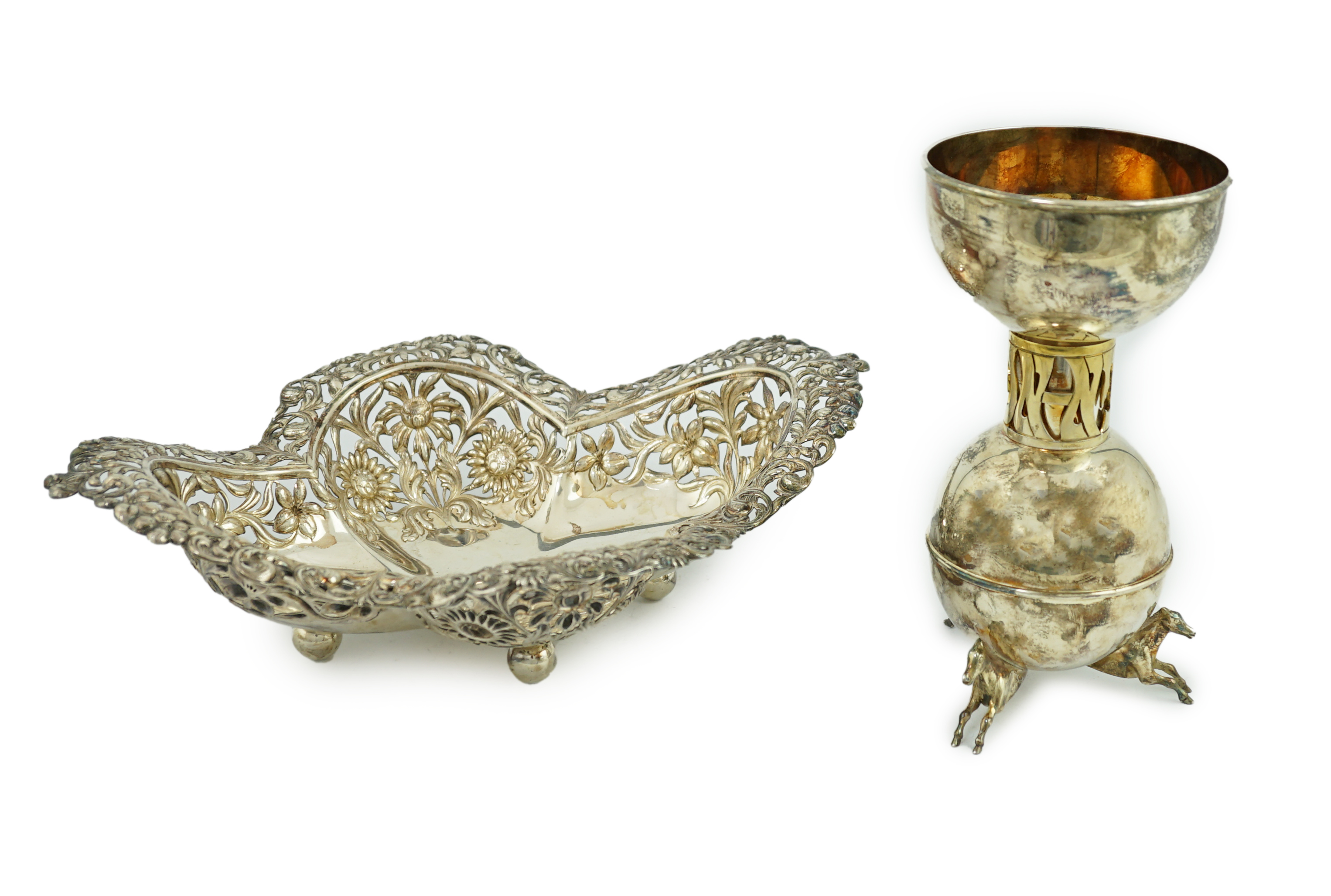 An Edwardian pierced silver lobed bowl and an Israeli cup